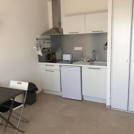 Apartment Superbe Front De - Pieds Dans L'eau Linguizzetta