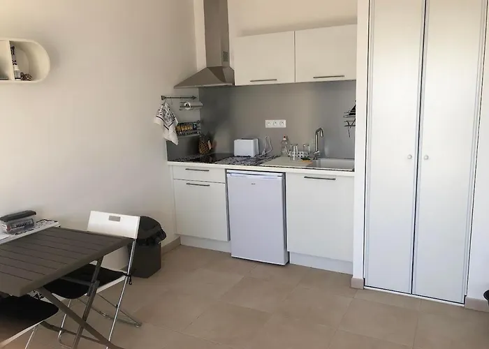 Appartement Superbe Front De - Pieds Dans L’eau Linguizzetta